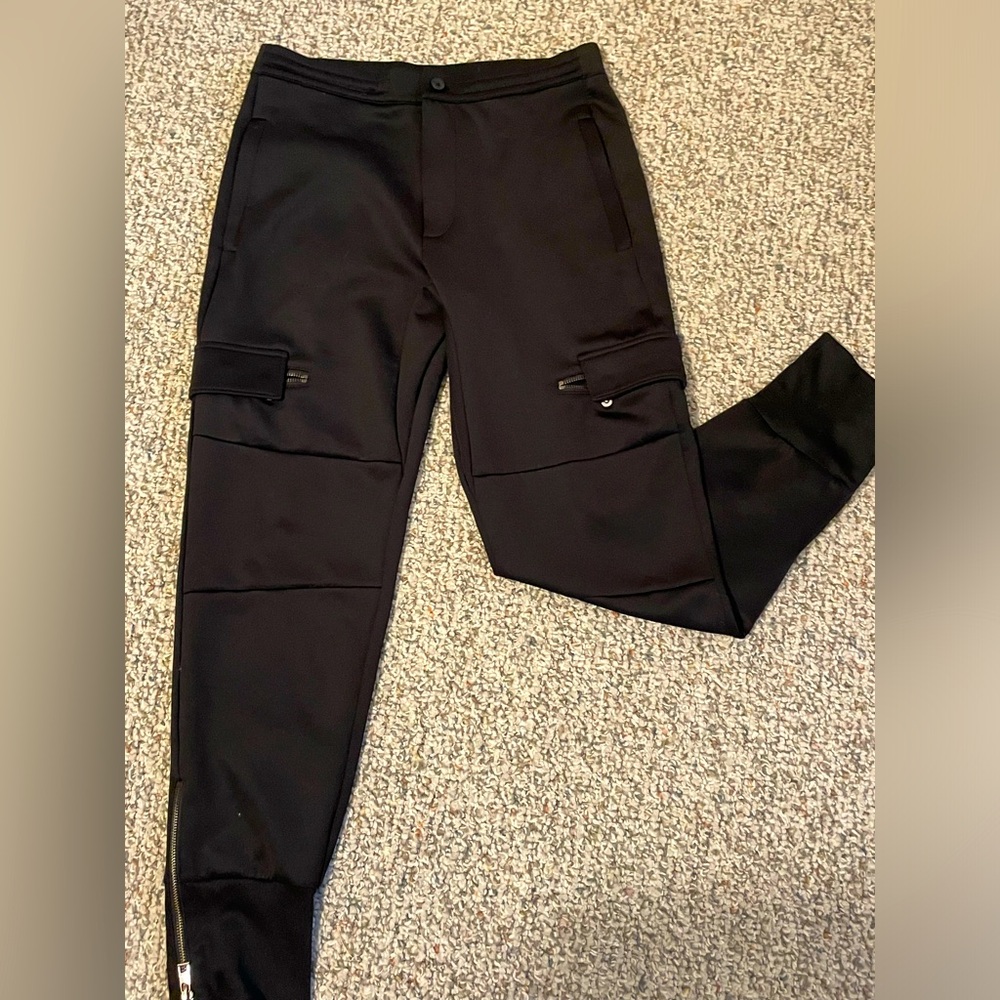Men’s Michael Kors black zipper detailed joggers with pockets EUC